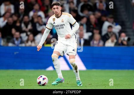 Während des La-Liga-Spiels zwischen Real Madrid und Valencia spielte CF am 11. November 2023 im Santiago Bernabeu Stadion in Madrid. (Foto: Cesar Cebolla / PRESSINPHOTO) Stockfoto