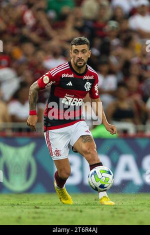 ARRASCAETA von Flamengo während des Spiels zwischen Flamengo und Fluminense als Teil der Brasileirao Serie A 2023 im Maracana Stadium am 11. November 2023 in Rio de Janeiro, Brasilien. Stockfoto