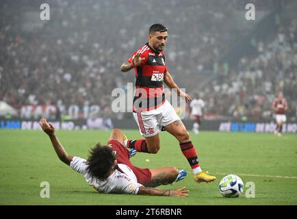 Rio de Janeiro-Brazil, 11. November 2023, Flamengo und Fluminense, gültig für die brasilianische Fußballmeisterschaft im Stadion Marcanã. Stockfoto