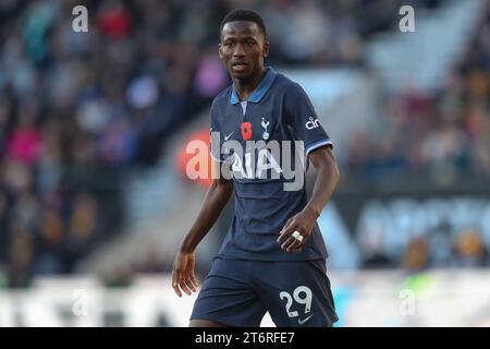 Pape Matar Sarr #29 von Tottenham Hotspur während des Premier League Spiels Wolverhampton Wanderers gegen Tottenham Hotspur in Molineux, Wolverhampton, Großbritannien, 11. November 2023 (Foto: Gareth Evans/News Images) Stockfoto