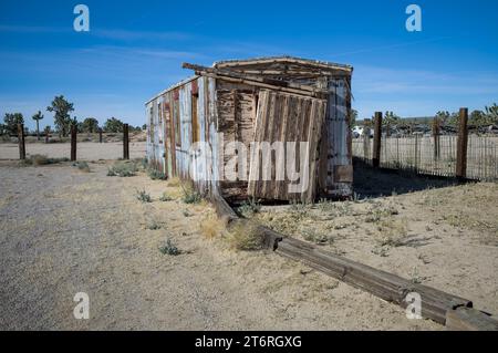 Verlassene Schuppen, Cima California, Cima Store, Mojave National Preserve. Stockfoto