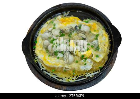 Stanzung von Oyster Sectionon weiß isoliert. Gestanzt, weißer Hintergrund Stockfoto