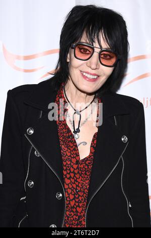 Joan Jett nimmt 2023 am 11. November 2023 an der „A Funny Thing Happened on the Way to Cure Parkinson’s“ im Casa Cipriani, New York, NY Teil. (Foto: Anthony Behar/SIPA USA) Stockfoto