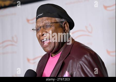 Der Komiker George Wallace nimmt 2023 am 11. November 2023 im Casa Cipriani, New York, New York, New York, NY, bei der „A Funny Thing Happened on the Way to Cure Parkinson’s“ Teil. (Foto: Anthony Behar/SIPA USA) Stockfoto