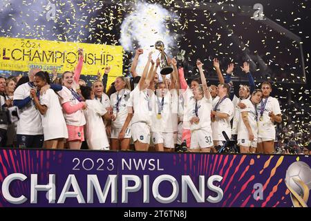 11. November 2023, San Diego, Kalifornien, USA: NJ/NY Gotham FC feiert den Sieg der NWSL-Meisterschaft 2023 zwischen OL Reign und NJ/NY Gotham FC im Snapdragon Stadium in San Diego, Kalifornien. (Kreditbild: © Brenton TSE/ZUMA Press Wire) NUR REDAKTIONELLE VERWENDUNG! Nicht für kommerzielle ZWECKE! Stockfoto