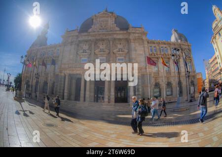 HDR-Fischaugenbild des Rathauses in der Stadt Cartagena, Region Murcia, Südostspanien Stockfoto