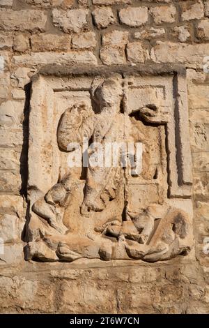 Skulptur, Kathedrale der Himmelfahrt der Heiligen Jungfrau Maria (4. Jahrhundert), Pula, Kroatien Stockfoto