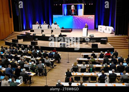 Beginn der Jahrestagung der Synode der Evangelischen Kirche in Deutschland EKD in Ulm Foto vom 12.11.2023. Siehe epd-Meldung vom 12.11.2023 NUR REDAKTIONELLE VERWENDUNG *** Beginn der Jahrestagung der Synode der Evangelischen Kirche in Deutschland EKD in Ulm Foto vom 12 11 2023 siehe epd-Bericht vom 12 11 2023 REDAKTIONELLE VERWENDUNG NUR Copyright: epd-bild/HeikexLyding EKD82 Stockfoto