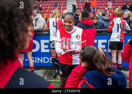 Rotterdam - Celainy Obispo von Feyenoord V1 während des Spiels zwischen Feyenoord V1 und AZ V1 bei Nieuw Varkenoord am 12. November 2023 in Rotterdam, Niederlande. (Box to Box Pictures/Yannick Verhoeven) Stockfoto