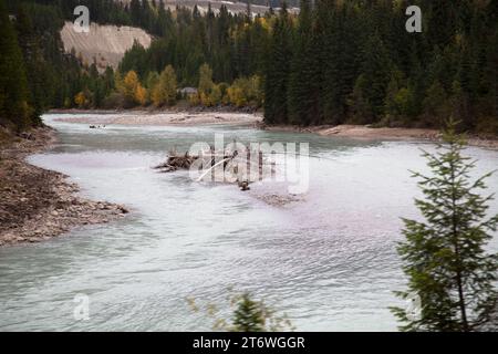 Abfahrt von Lac Beavent, Jasper National Park, Jasper, Kanada Stockfoto