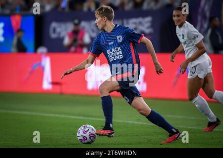 San Diego, Vereinigte Staaten, 11. November 2023: Quinn (5 OL Reign) während der National Women’s Soccer League Championship zwischen OL Reign und Gotham FC im Snapdragon Stadium in San Diego, CA USA (NUR REDAKTIONELLE VERWENDUNG). (Rebekah Wynkoop/SPP) Stockfoto