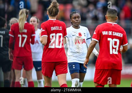 Onton, England am 12. November 2023. Das Ende des Spiels und ein Auslosung 1-1 im FA Women's Super League Spiel zwischen Spurs Women und Liverpool Women in der Brisbane Road, London, England am 12. November 2023. Foto von Phil Hutchinson. Nur redaktionelle Verwendung, Lizenz für kommerzielle Nutzung erforderlich. Keine Verwendung bei Wetten, Spielen oder Publikationen eines einzelnen Clubs/einer Liga/eines Spielers. Quelle: UK Sports Pics Ltd/Alamy Live News Stockfoto