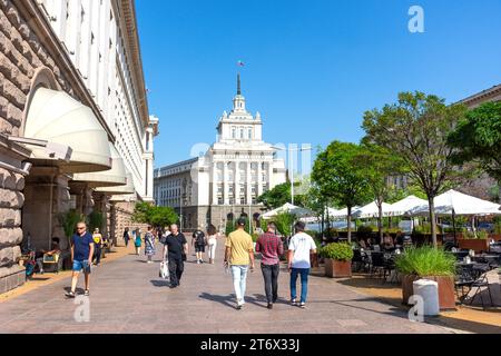 Gebäude der bulgarischen Nationalversammlung (Largo-ehemaliges Haus der Kommunistischen Partei), Stadtzentrum, Sofia, Republik Bulgarien Stockfoto