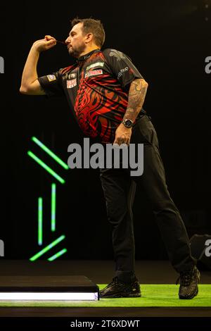 Wolverhampton, Großbritannien. November 2023, WV Active, Aldersley, Wolverhampton, England; 2023 PDC Grand Slam of Darts, 2. Tag Nachmittagssitzung; Jonny Clayton Credit: Action Plus Sports Images/Alamy Live News Stockfoto