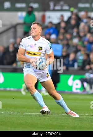 Northampton ENGLAND – 12. November 2023: Tommy Wyatt von Exeter Chiefs während des Spiels zwischen Northampton Saints und Exeter Chiefs Rugby im Cinch Stadium Franklin’s Gardens. Northampton Großbritannien. Stockfoto