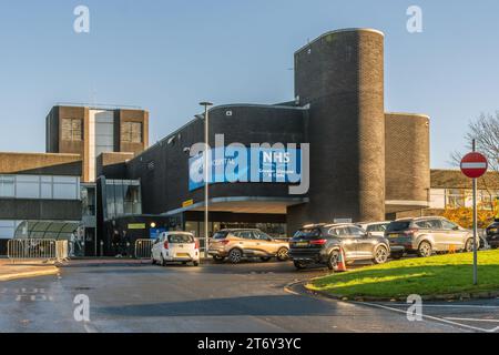 Haupteingang zum NHS Royal Alexandra Hospital, Paisley, Renfrewshire, Schottland, Großbritannien Stockfoto