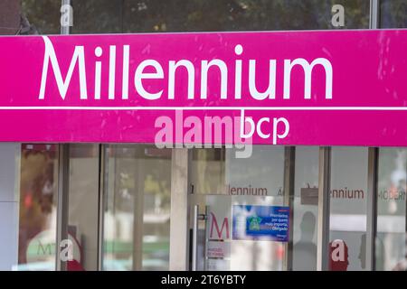 12. november 2023, Lissabon, Portugal - Sign of Bank - Millennium bcp Stockfoto