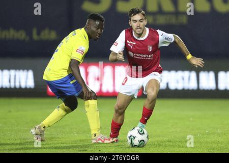 Arouca, Portugal. November 2023. Arouca, 11/12/2023 - der Futebol Clube de Arouca veranstaltete heute Abend den Sporting Clube de Braga im Arouca Municipal Stadium, in einem Spiel, das für die 11. Runde der I League 2023 zählte. André Horta (Tony Dias/Global Imagens) Credit: Susana Jorge/Alamy Live News Stockfoto