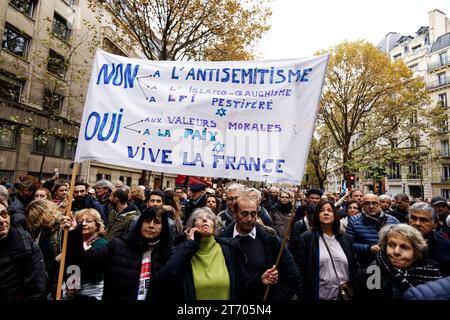 Paris, Frankreich. Nov. 2023. bürgermarsch für die Republik und gegen den Antisemitismus auf Initiative von Gerard Larcher und Yael Braun-Pivet am 12. November 2023 in Paris. Quelle: Bernard Menigault/Alamy Live News Stockfoto