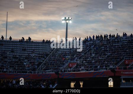 Barcelona, Spanien. November 2023. Blick auf das Stadion beim LaLiga EA Sports Spiel zwischen dem FC Barcelona und Deportivo Alaves im Estadi Olimpic Lluis Companys in Barcelona, Spanien. Quelle: Christian Bertrand/Alamy Live News Stockfoto