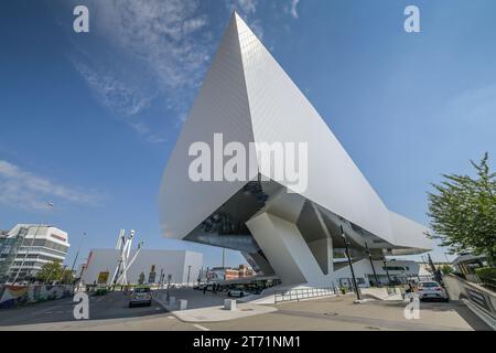 Porschemuseum, Porscheplatz, Zuffenhausen, Stuttgart, Baden-Württemberg, Deutschland Stockfoto