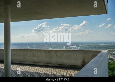 Panorama von Karlsruhe, Plattform, Aussicht vom Turmberg bei Durlach, Baden-Württemberg, Deutschland Stockfoto