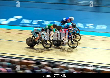 Das Ausscheidungsrennen der Frauen während der 5. Runde der UCI Track Champions League 2023 im Lee Valley VeloPark in London, England am 11. November 2023. Foto von Phil Hutchinson. Nur redaktionelle Verwendung, Lizenz für kommerzielle Nutzung erforderlich. Keine Verwendung bei Wetten, Spielen oder Publikationen eines einzelnen Clubs/einer Liga/eines Spielers. Stockfoto