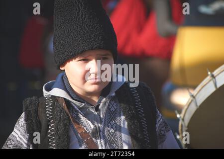 Silvestermasken, Traditionen, Weihnachtslieder und Bräuche in Rumänien Stockfoto