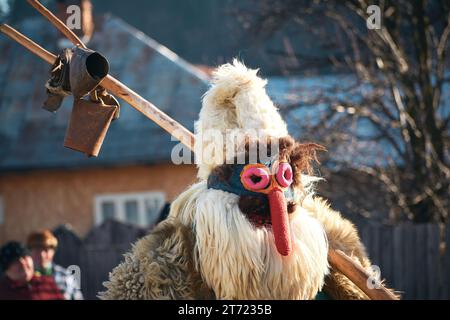 Silvestermasken, Traditionen, Weihnachtslieder und Bräuche in Rumänien Stockfoto