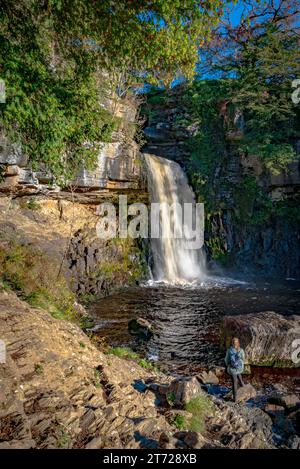 Thronton Force auf den Ingleton Wasserfallpfaden am Fluss Twiss bei Ingleton in North Yorkshire. Stockfoto