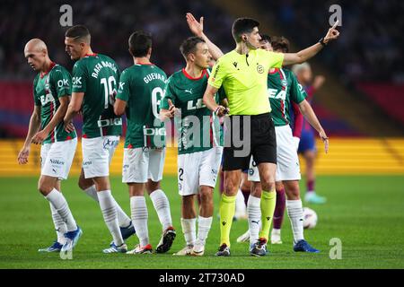 Barcelona, Spanien. November 2023. Deportivo Alaves spielte am 12. November 2023 im Stadion Lluis Companys in Barcelona, Spanien, während des Spiels La Liga EA Sports zwischen dem FC Barcelona und Deportivo Alaves. (Foto: Bagu Blanco/PRESSINPHOTO) Credit: PRESSINPHOTO SPORTS AGENCY/Alamy Live News Stockfoto