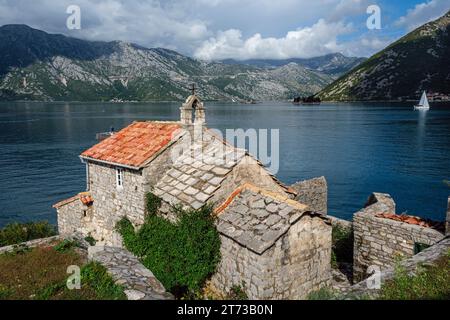 Kirche unserer Lieben Frau von Engeln, Lepetani, Bucht von Kotor, Montenegro Stockfoto