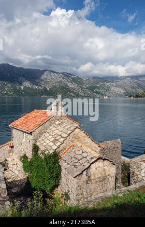 Kirche unserer Lieben Frau von Engeln, Lepetani, Bucht von Kotor, Montenegro Stockfoto