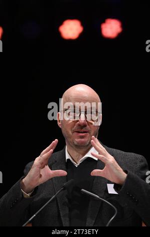 Jahrestagung der Synode der Evangelischen Kirche in Deutschland EKD. Im Foto vom 12.11.2023: Bischof Tobias Bilz, Landesbischof der Evangelisch-Lutherischen Landeskirche Sachsens und Mitglied im Rat der EKD. NUR REDAKTIONELLE VERWENDUNG *** Jahrestagung der Synode der Evangelischen Kirche in Deutschland EKD im Foto vom 12 11 2023 Bischof Tobias Bilz, Bischof der Evangelisch-Lutherischen Kirche Sachsen und Mitglied des Rates der EKD REDAKTIONELLE VERWENDUNG NUR Copyright: epd-bild/HeikexLyding epd-EKD Synode Bilz5 Credit: Imago/Alamy Live News Stockfoto