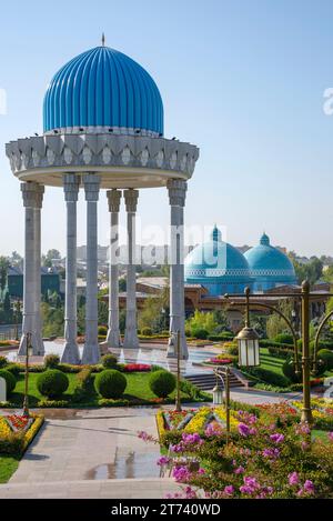 TASCHKENT, USBEKISTAN - 4. SEPTEMBER 2022: Gedenkkomplex zum Gedenken an die Opfer der Repression. Taschkent, Republik Usbekistan Stockfoto