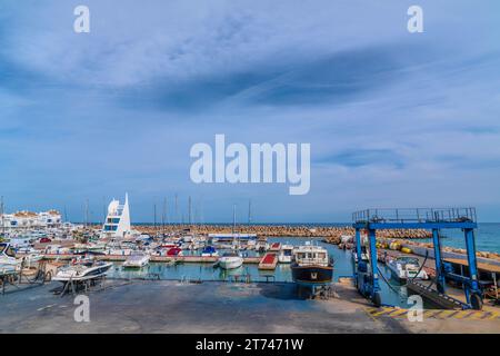 Alcossebre Boote in Port Esportiu de les Fonts Marina Valencianische Gemeinschaft Spanien Stockfoto