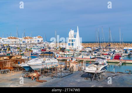 Alcossebre Spanien Boote in Port Esportiu de les Fonts Marina Valencianische Gemeinschaft Stockfoto