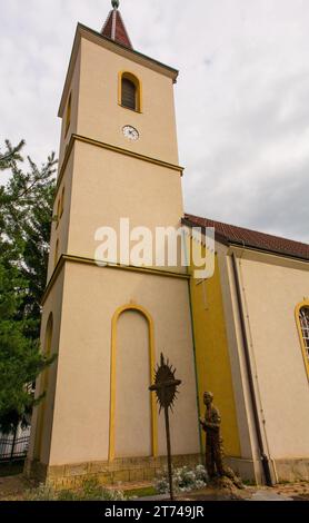 Die Kirche der Gottesdienstbesuche in Banja Luka in der Republika Srpska, Bosnien und Herzegowina Stockfoto