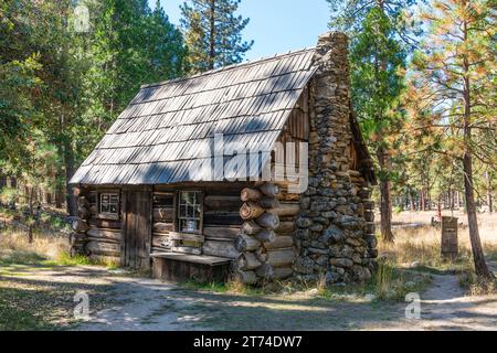 Die Anderson Hütte im Yosemite Nationalpark. George Anderson, ein schottischer Immigrant, kam um 1868 nach Yosemite. Stockfoto