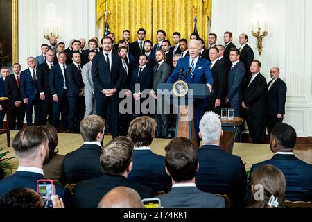 Washington, Usa. November 2023. Präsident Joe Biden sprach bei einer Veranstaltung zu Ehren der Las Vegas Golden Knights im Weißen Haus. (Foto: Michael Brochstein/SIPA USA) Credit: SIPA USA/Alamy Live News Stockfoto