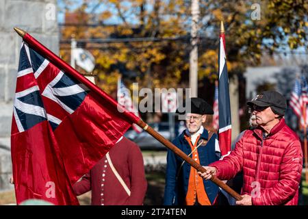 Die jährliche Zeremonie von Acton findet im Acton Center vor dem Rathaus statt. Stockfoto