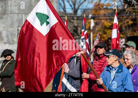 Die jährliche Zeremonie von Acton findet im Acton Center vor dem Rathaus statt. Stockfoto
