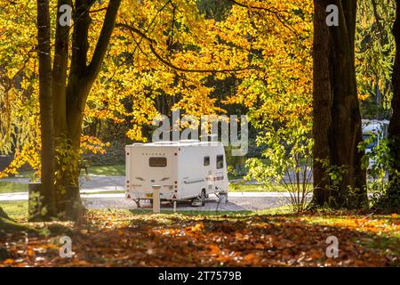 Caravan Caravan Caravan bei Sonnenschein im Caravan and Motorhome Club im Lady Margaret's Park Chirk North Wales Stockfoto