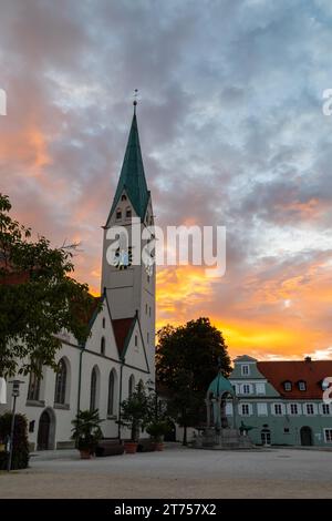 St. Mang Church, St. Mang Square, Morgenrot, Kempten, Allgäuer Alpen, Bayern, Deutschland Stockfoto