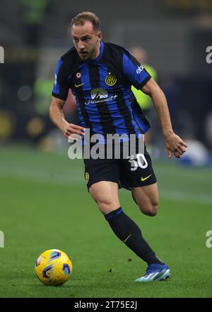 Mailand, Italien. November 2023. Carlos Augusto vom FC Internazionale während des Spiels der Serie A bei Giuseppe Meazza, Mailand. Der Bildnachweis sollte lauten: Jonathan Moscrop/Sportimage Credit: Sportimage Ltd/Alamy Live News Stockfoto
