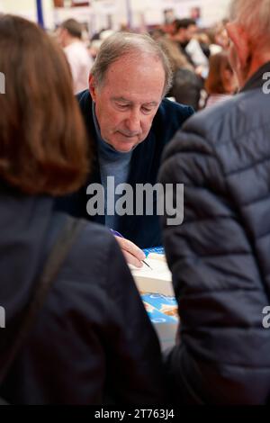 Christian Signol französischer Schriftsteller und Schriftsteller. Seit dreißig Jahren ist der Erfolg konstant. Seine Bücher wurden in 15 Sprachen übersetzt. Br Stockfoto