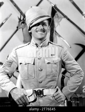 DOUGLAS FAIRBANKS Jr. Porträt in GUNGA DIN 19839 Regisseur GEORGE STEVENS Story Ben Hecht und Charles MacArthur inspiriert durch das Gedicht von Rudyard Kipling Musik Alfred Newman RKO Radio Pictures Stockfoto