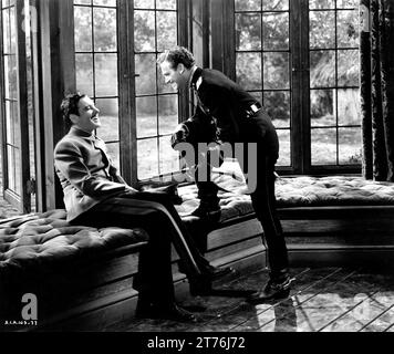 RONALD COLMAN und DOUGLAS FAIRBANKS Jr. in THE PRISON OF ZENDA 1937 Regisseur JOHN CROMWELL Roman Anthony Hope Drehbuch John L. Balderston Musik Alfred Newman Kostüme Ernest Dryden Produzent David O. Selznick Selznick International Pictures / United Artists Stockfoto