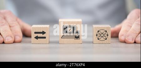 Holzblöcke mit Symbol des 2fa-Konzepts Stockfoto