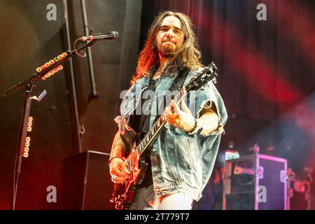 Oslo, Norwegen. November 2023. Die amerikanische Hard-Rock-Band Halestorm spielt ein Live-Konzert in der Sentrum Scene in Oslo. Hier ist Gitarrist Joe Hottinger live auf der Bühne zu sehen. (Foto: Gonzales Photo/Alamy Live News Stockfoto